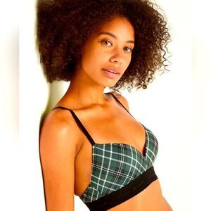 PINK Victoria's Secret Green Plaid Wear Everywhere Wireless Push Up Bra